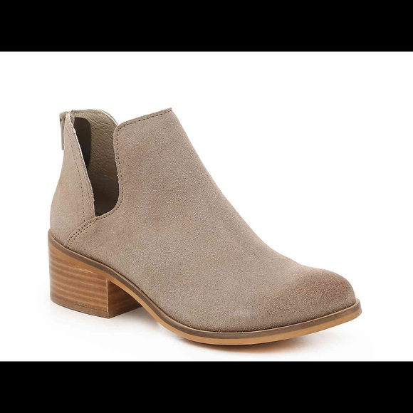 Steve Madden Lancaster Bootie - Picture 1 of 5